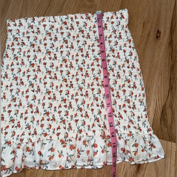 Abercrombie & Fitch 100% Cotton Smocked Mini Skirt White Peach Fruit Print Large - Picture 6 of 6